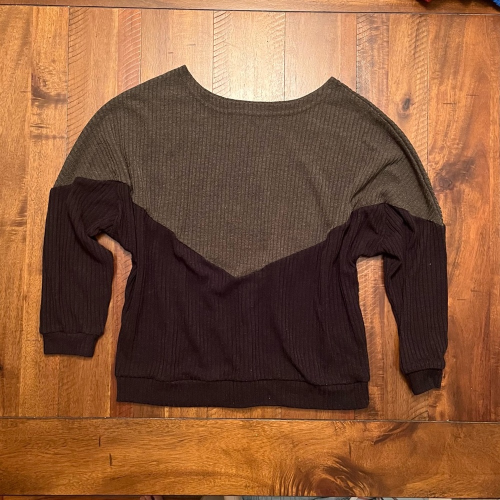SHEIN Color block Crop Sweater